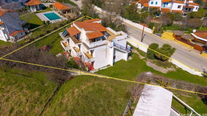 Image No.4-Propriété de 7 chambres à vendre à Skiathos