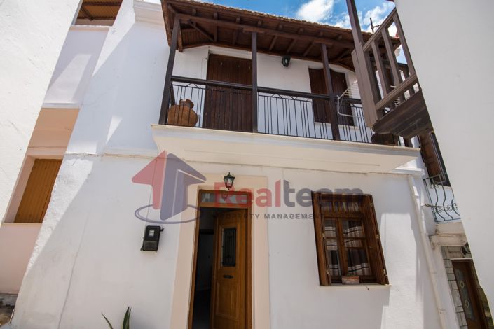 Image No.2-Propriété de 2 chambres à vendre à Chora