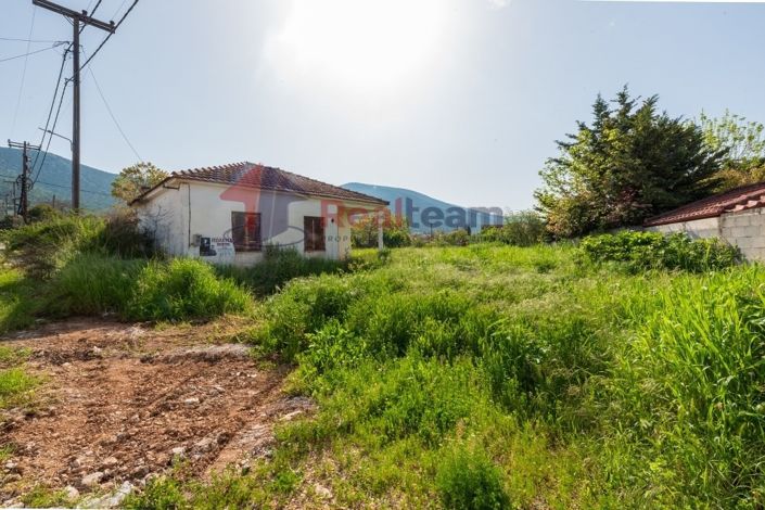 Image No.13-1 Bed Property for sale