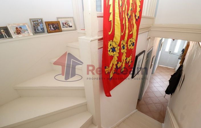 Image No.15-Propriété de 1 chambre à vendre à Chora