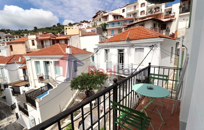 Image No.24-Propriété de 1 chambre à vendre à Chora