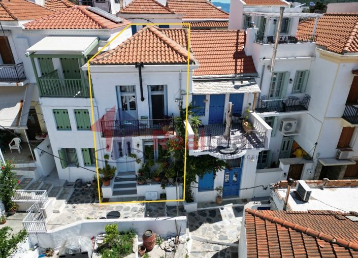 Image No.5-Propriété de 1 chambre à vendre à Chora