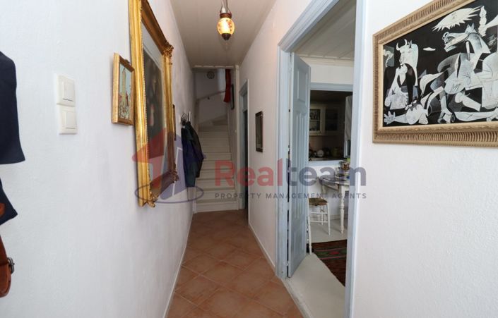 Image No.7-Propriété de 1 chambre à vendre à Chora