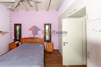 eef70b6d8ed6415793b8189a1c79cb33