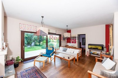 543c63391bfe420b8e339a9bb8e81bda