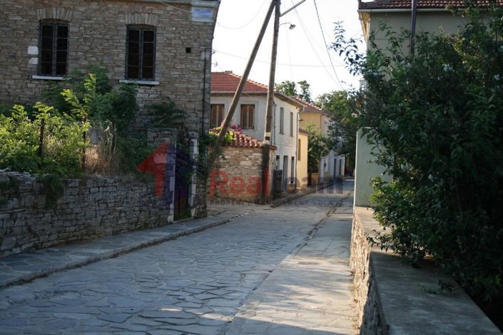 Image No.20-2 Bed Property for sale