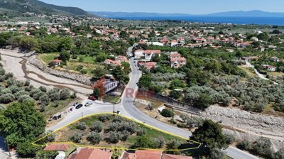 f153ddd77036430b9fbda4c29b7335de