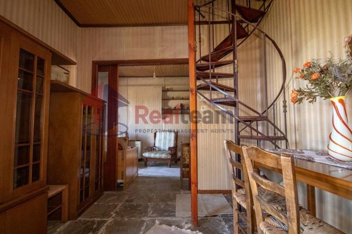 Image No.13-2 Bed Property for sale