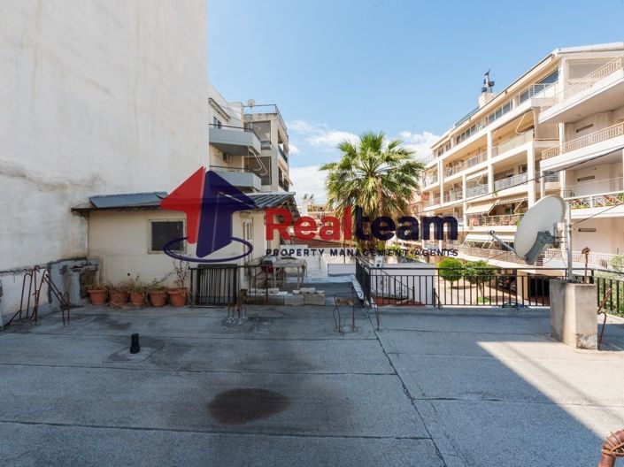 Image No.24-4 Bed Property for sale