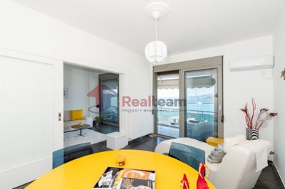 bf5b1a660e1e4ca68ff9c620f413f371