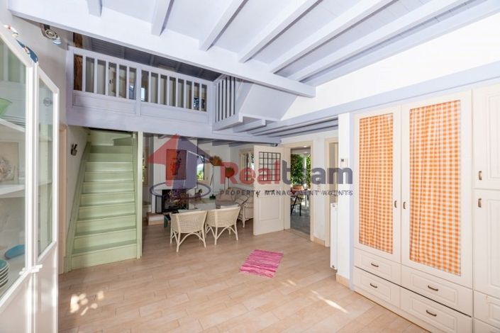 Image No.5-Propriété de 4 chambres à vendre à Alonnisos