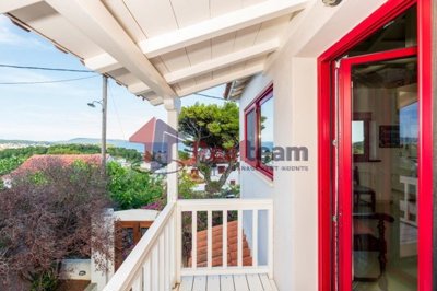 098fc9a1396740e286f8d386263f3ae9