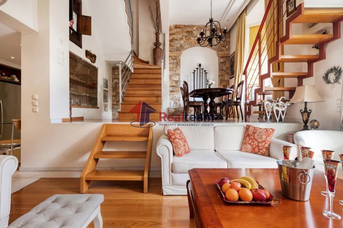 Image No.12-Propriété de 7 chambres à vendre à Palaio Faliro