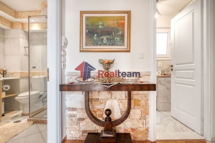 Image No.23-Propriété de 7 chambres à vendre à Palaio Faliro