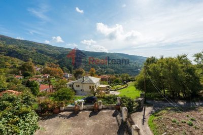 f030bd34212d40a5bc560155b97a84e5