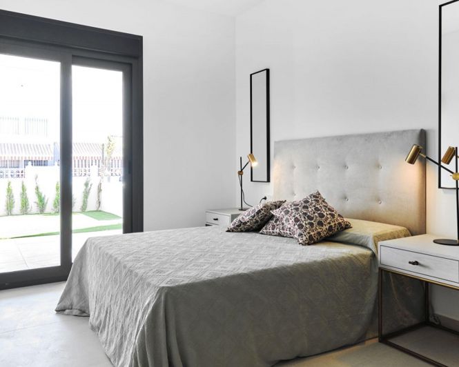 Image No.34-2 Bed Apartment for sale