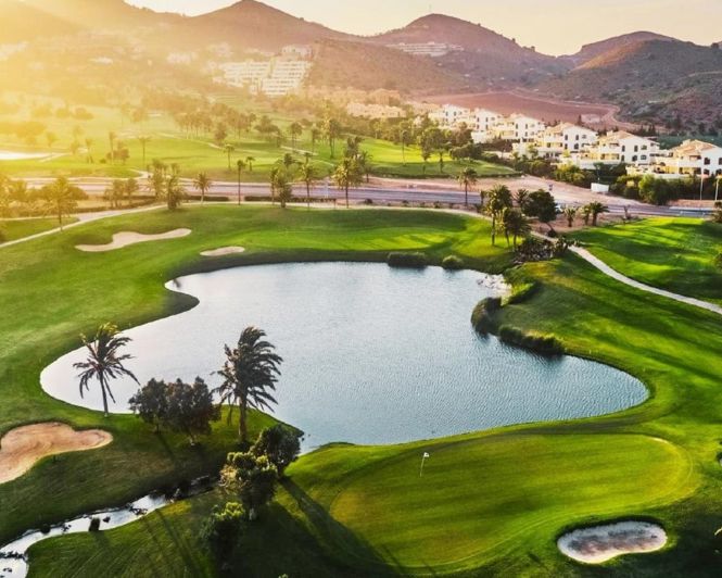 Image No.23-3 Bed Townhouse for sale