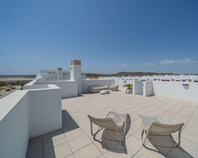 Image No.32-2 Bed Apartment for sale