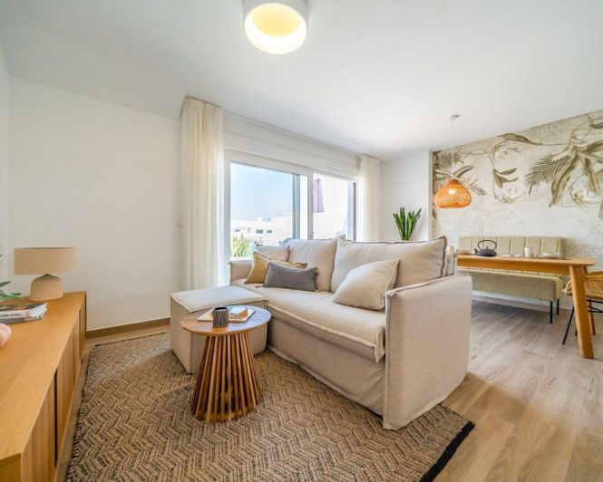 Image No.8-2 Bed Apartment for sale