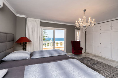 11-20939a0134ad724a8cb2a801094d15a4