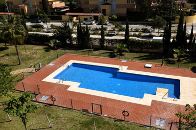 12-53013098fcab6c38b1379cd33298e050