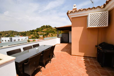 14-d70dc3102c00d7be0e872dfe1c1f86d7