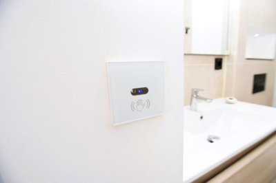 13-5fd73dea700db77384c091ca9818b1a9