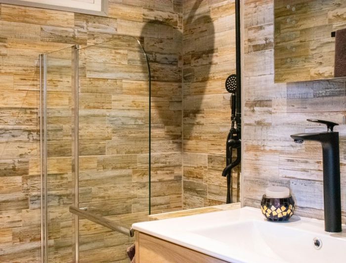 Image No.13-2 Bed Property for sale