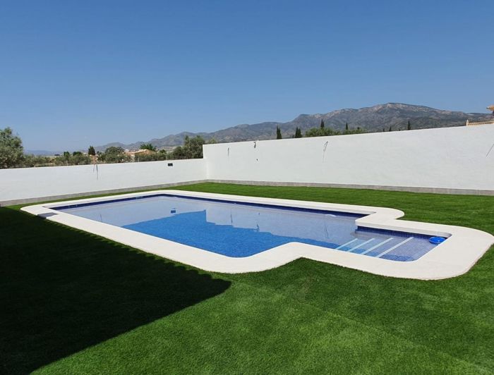 Image No.3-4 Bed Villa for sale