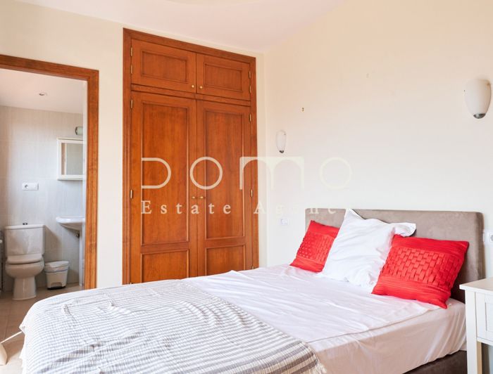 Image No.31-3 Bed Property for sale