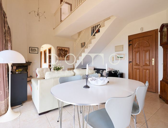 Image No.9-3 Bed Property for sale