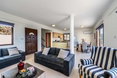 Detached Villa For Sale  in  Kissonerga