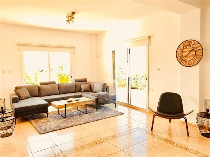 Image No.6-Villa de 5 chambres à vendre à Chlorakas