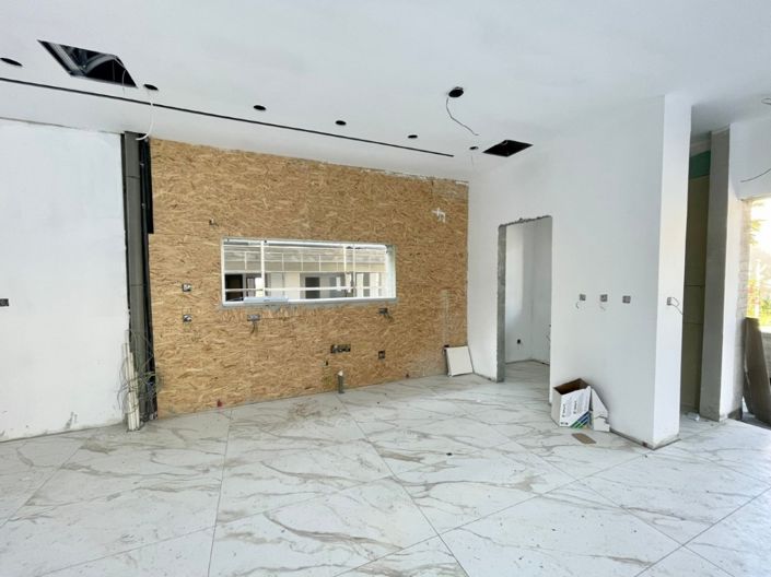 Image No.7-3 Bed Villa for sale