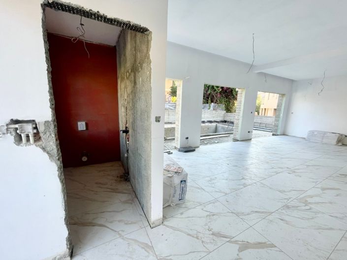 Image No.8-3 Bed Villa for sale