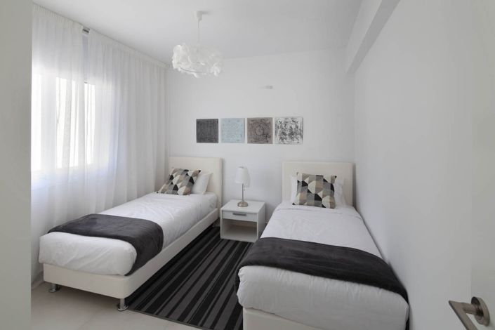 Image No.7-2 Bed Townhouse for sale