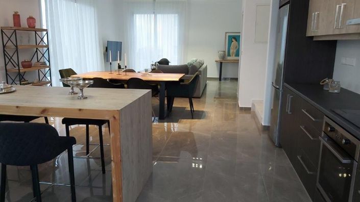 Image No.2-3 Bed Villa for sale