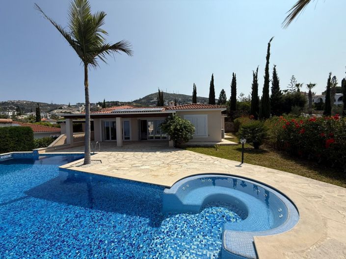 Image No.2-4 Bed Bungalow for sale