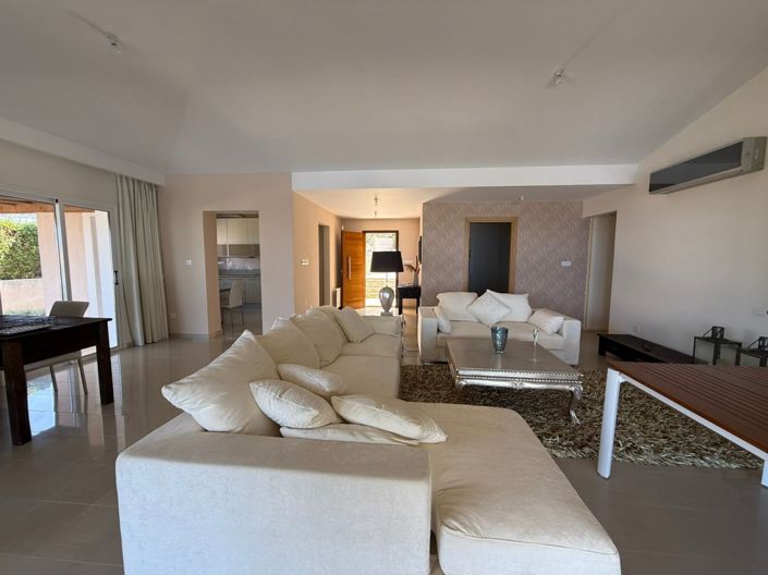 Image No.6-4 Bed Bungalow for sale