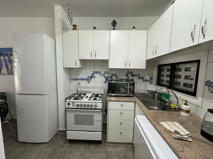 Image No.5-2 Bed Townhouse for sale