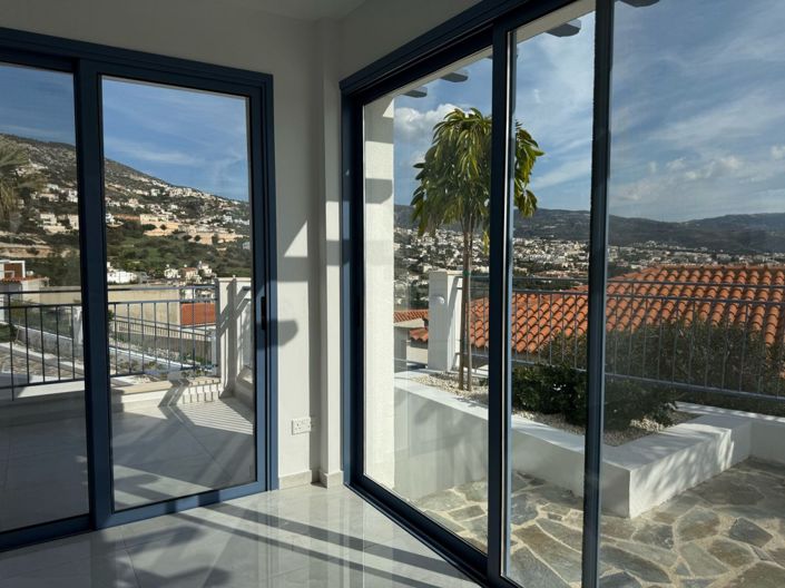 Image No.5-3 Bed Villa for sale