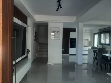 Detached Villa For Sale  in  Acheleia