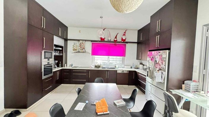 Image No.5-3 Bed Villa for sale