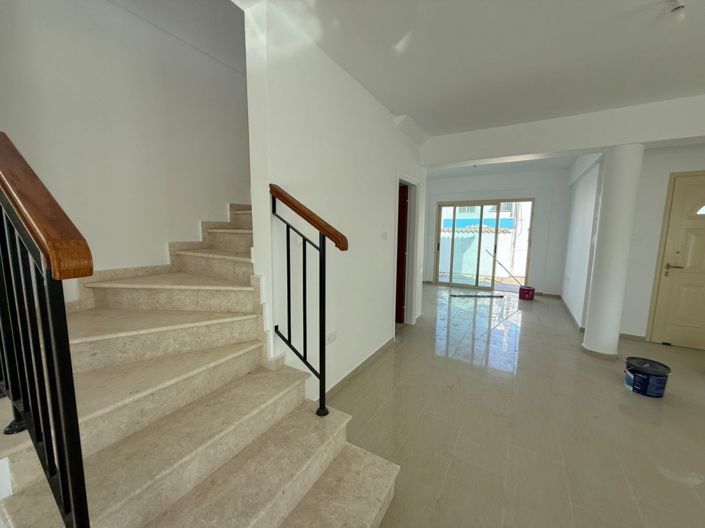 Image No.4-Villa de 3 chambres à vendre à Empa