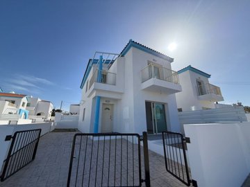 Detached Villa For Sale  in  Acheleia