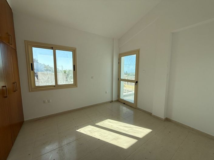 Image No.10-Villa de 3 chambres à vendre à Empa