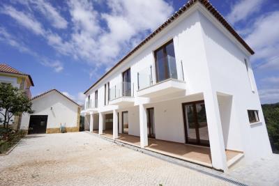 0acc060c-0f99-4698-9efd-5ab9b751e89c