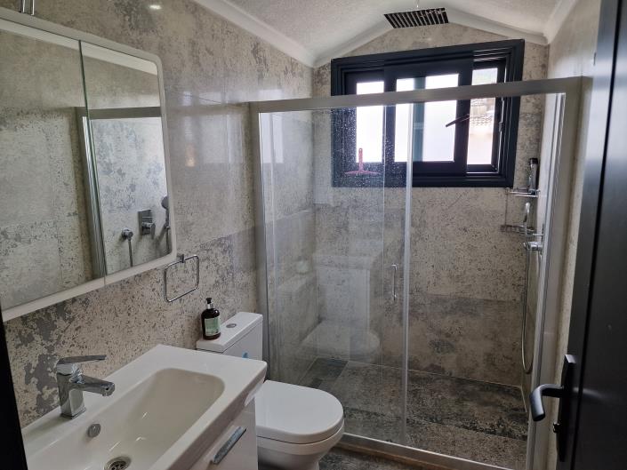 Image No.16-4 Bed Villa / Detached for sale