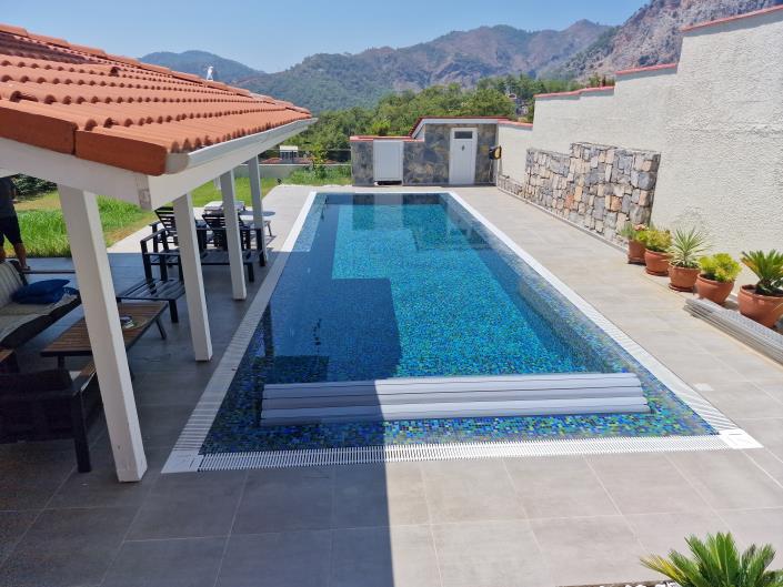 Image No.10-4 Bed Villa / Detached for sale