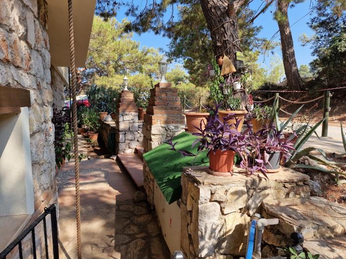 Image No.25-14 Bed Villa / Detached for sale